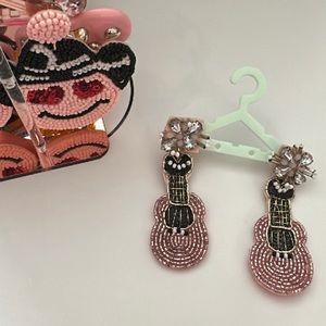 Delicate guitar earrings